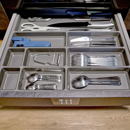 Bank House M 302 - Griwa Rent Apartment