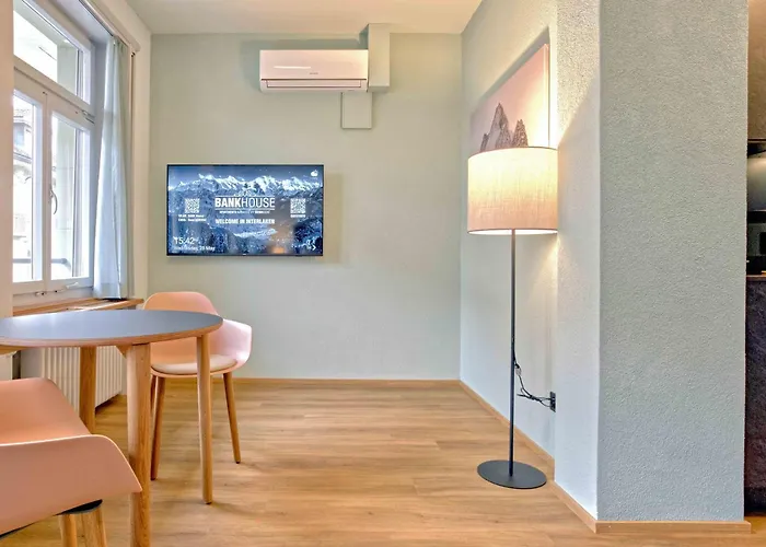 Bank House M 302 - Griwa Rent